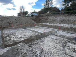 fouilles des fondations terrassement pelle mécanique